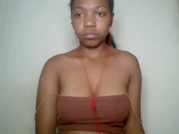 zyraelle_01