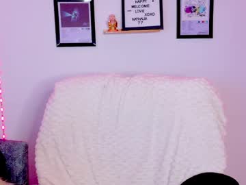 emily_lindey_