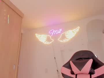 mia_yourmommy