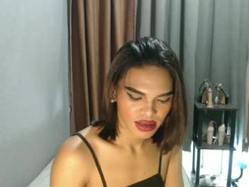 neomi_hardcock