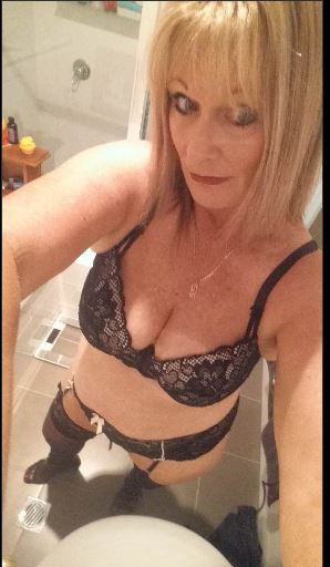 Swinger Wives — 17