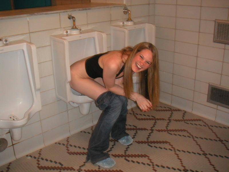 Toilet Sitting mh — 7